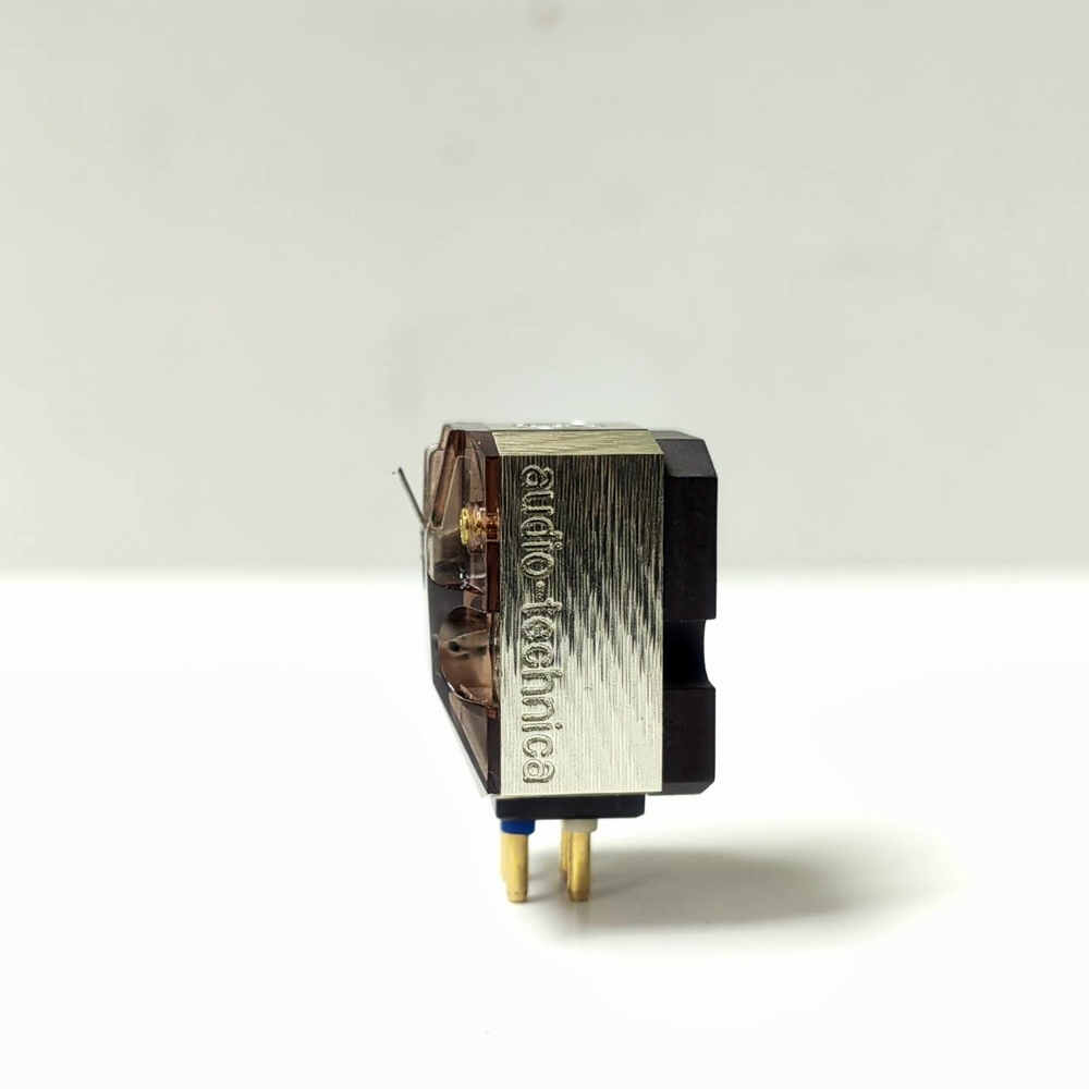 741057_0