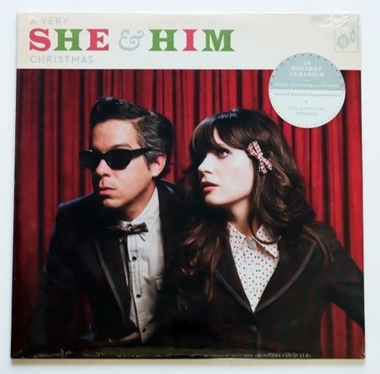 She___Him_-_A_Very_She___Him_Christmas_1