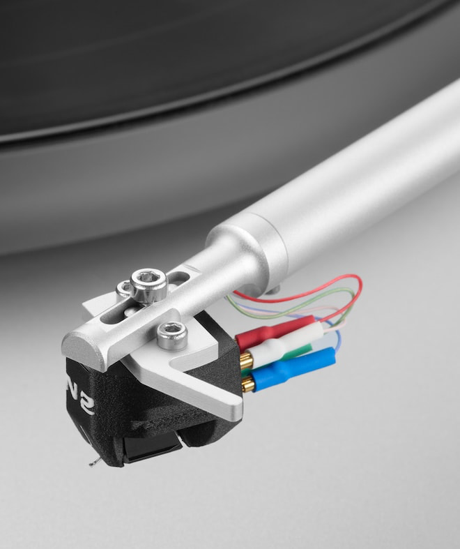 clearaudio-n2-phono-cartridge-connected